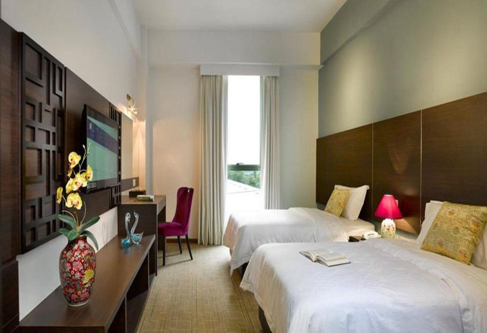 Swan Garden Hotel Malacca Kültér fotó