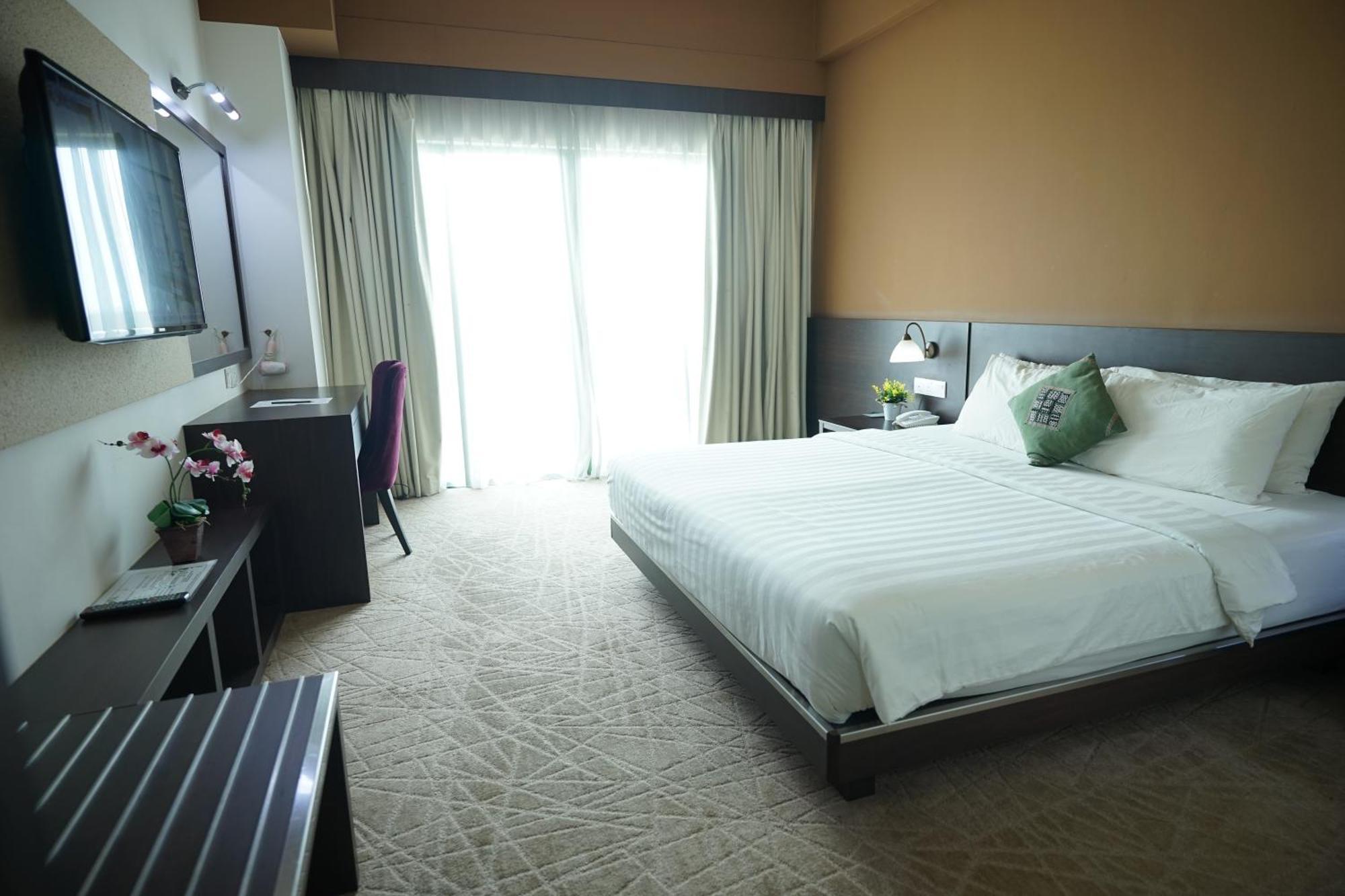 Swan Garden Hotel Malacca Kültér fotó